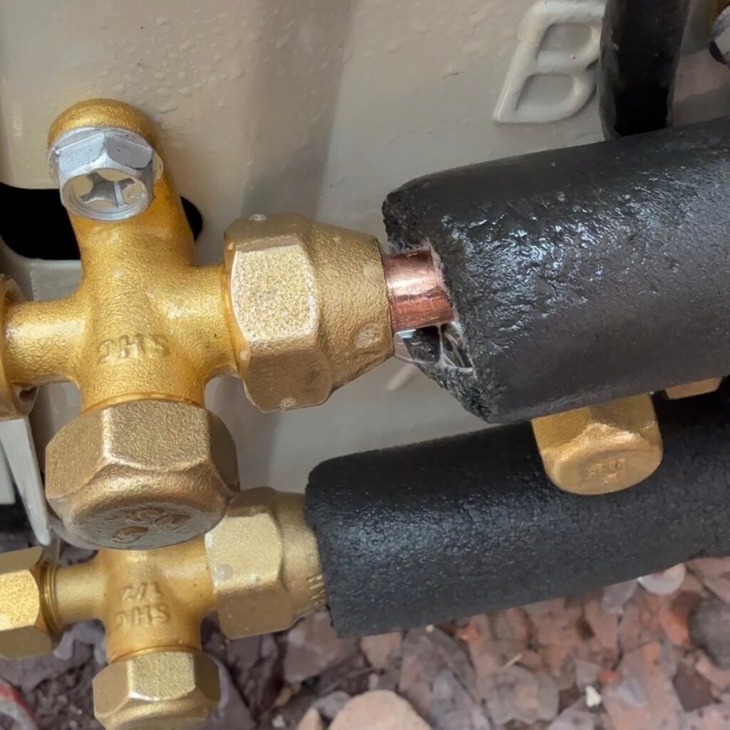 Refrigerant leak on AC unit