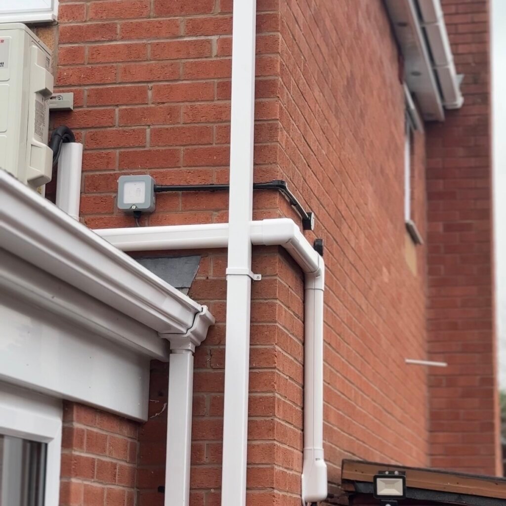 Air conditioning install in Newport home