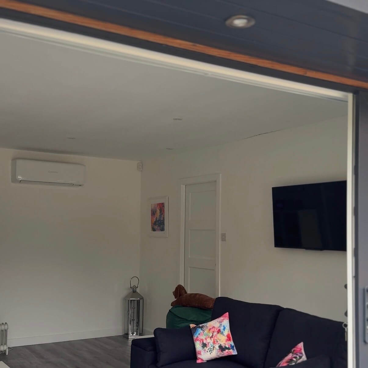 Air conditioning in a garden room extension